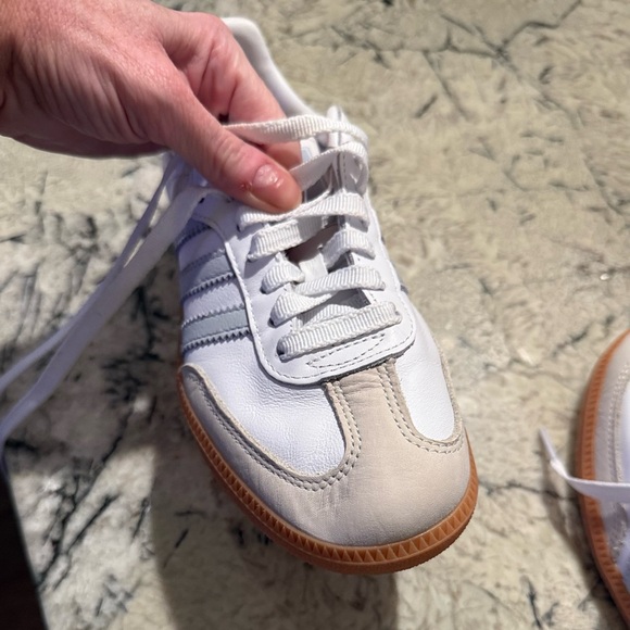 Adidas Samba Sneaker Women’s White and Light Blue Size 6.5 - Picture 12 of 16